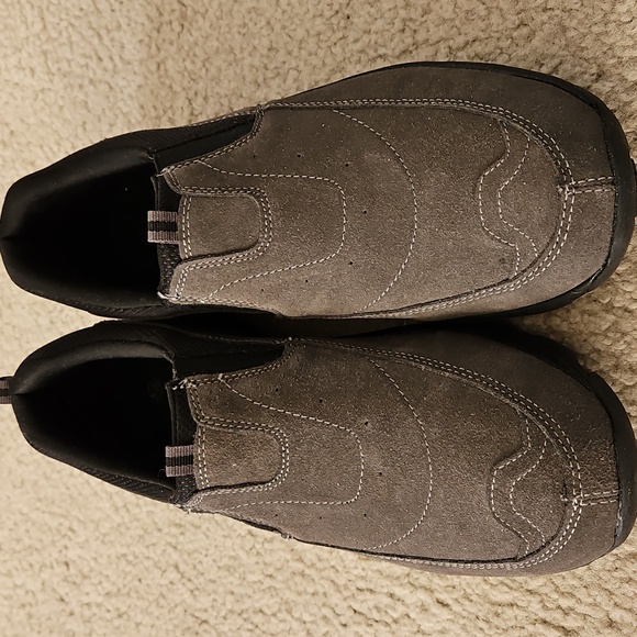 Denali Aleutian Suede Slip on Shoes - Picture 2 of 8